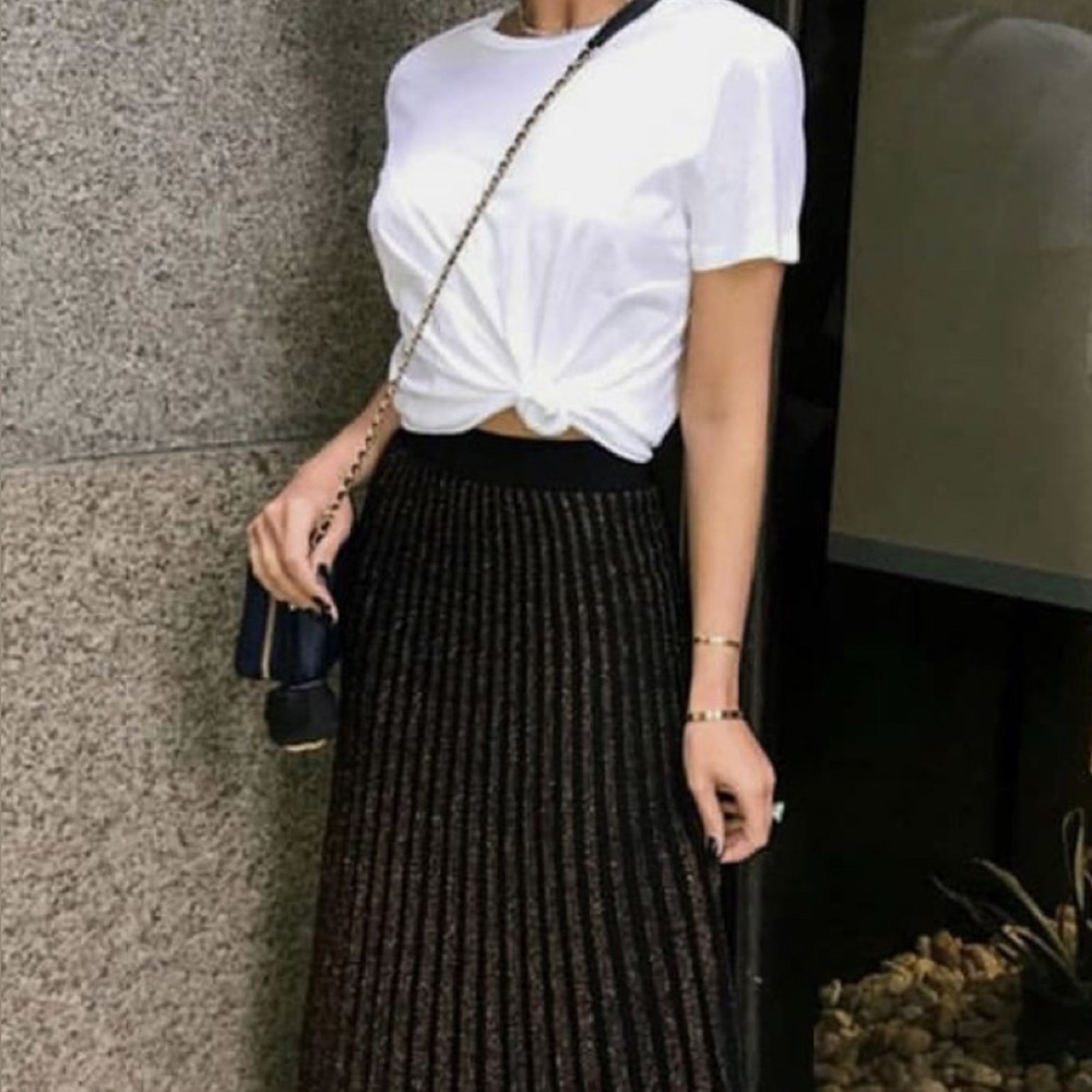 Draper James Black and Gold Pleated Skirt